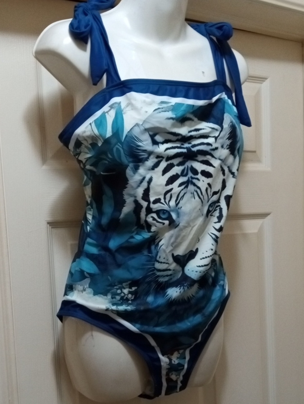 SHEIN Blue & White Tiger-Print One-Piece Swimsuit